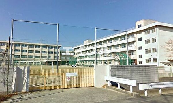 岡山市立芳明小学校（1060m）