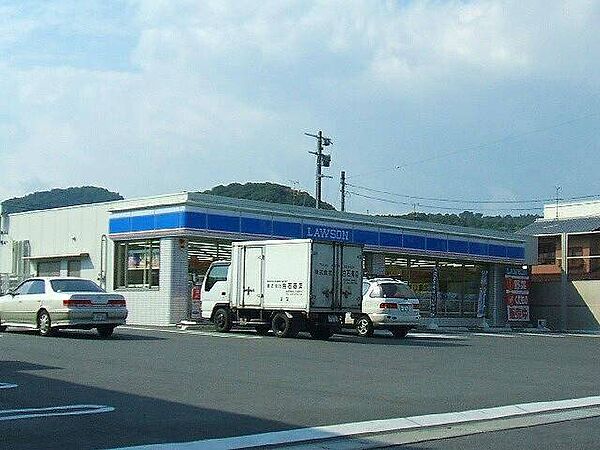 ローソン 岡山辛川市場店（887m）