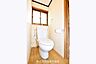 トイレ：離れからも行きやすい位置にトイレがあります。