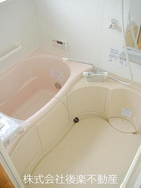 浴室を拡大表示