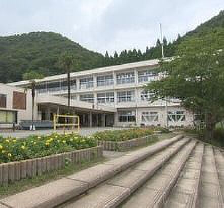 美作市立美作第一小学校（3011m）