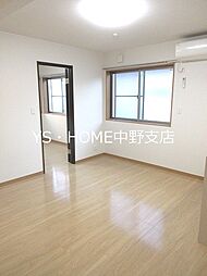 東京メトロ丸ノ内線 新中野駅 徒歩4分の賃貸アパート 2階1LDKのリビング/ダイニング