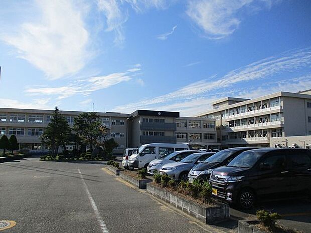 富山市立新庄小学校 1100m