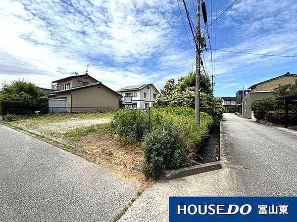 二面採光が確保できる、開放感のある敷地！