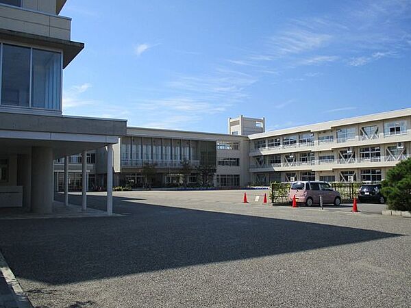 藤木小学校 1100m