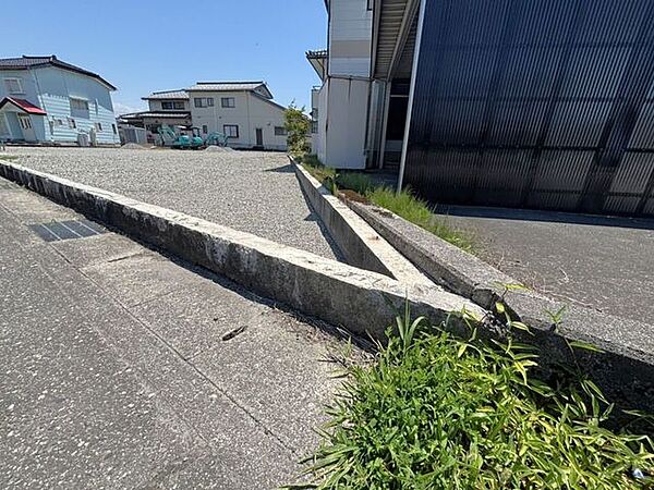※売主にて境界確定いたします
