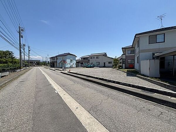 こども園、小中学校まで1km内で子育て環境良好◎商業施設が多い藤ノ木エリアでに日々の買い物やカフェも気軽に楽しめます(^^)/