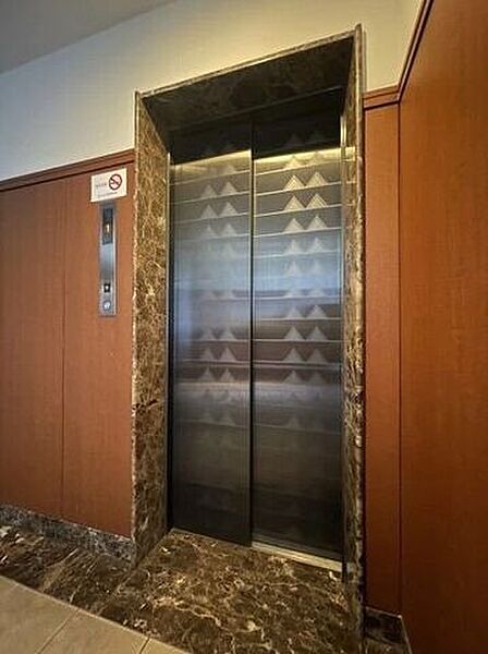 エレベーター