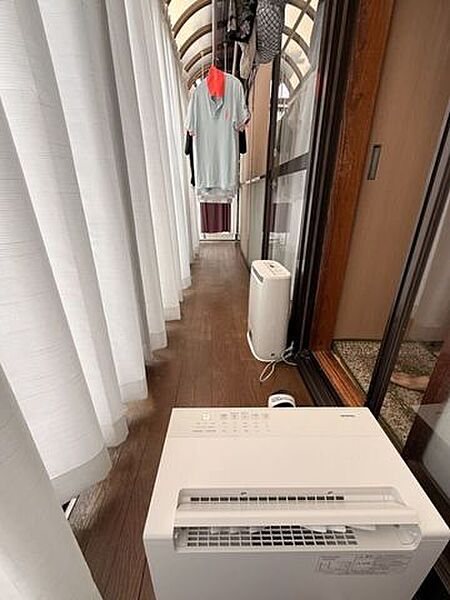 サンルームがあるので電気に左右されずに洗濯物が干せます◎1階なので片付けもラクラク♪