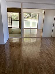 シャトーしんぐう 501 5階3LDKのリビング/ダイニング