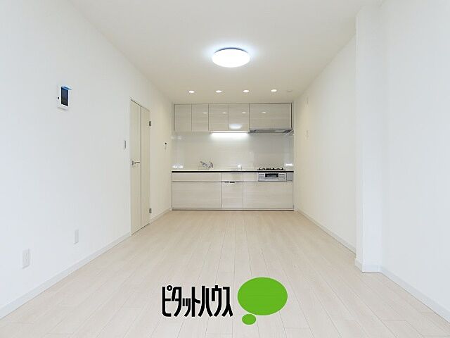 リビング/ダイニング ホームタウン宮前住宅6号棟 2階/-