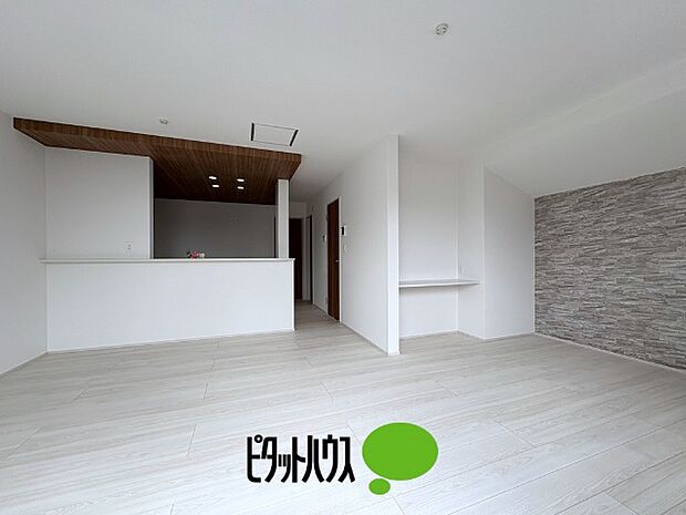 リビングダイニング