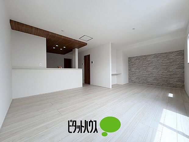 リビングダイニング