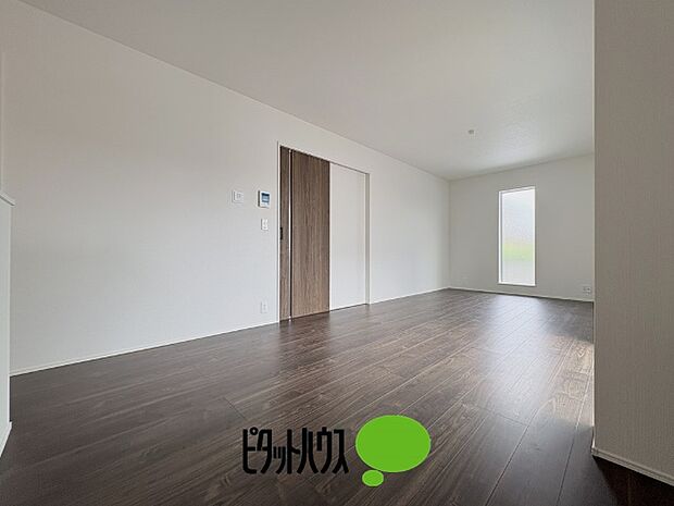 リビングダイニング