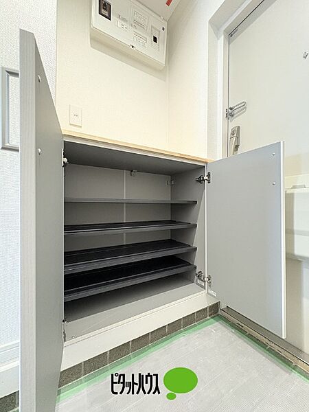 apartment 東京都東大和市南街１丁目
地図を見る