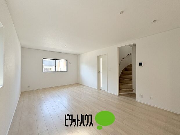 リビングダイニング