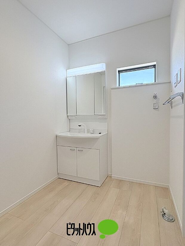 洗面化粧台&洗濯機置き場