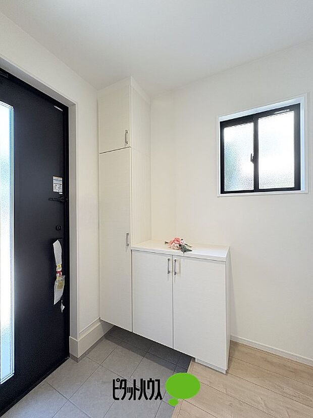 シューズボックス