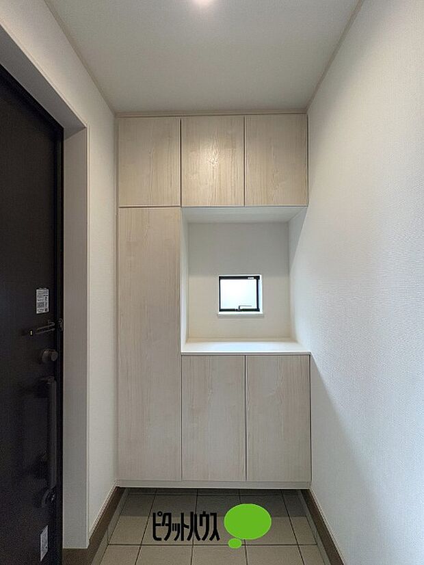 シューズボックス