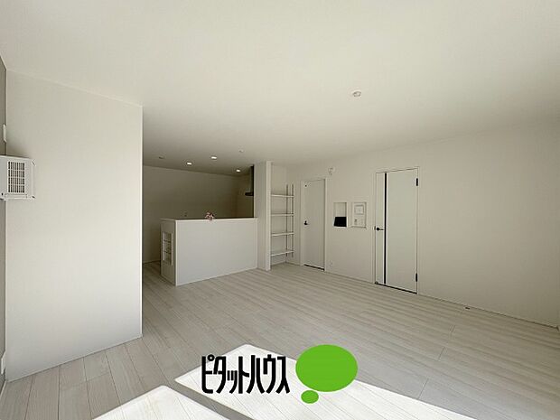 リビングダイニング