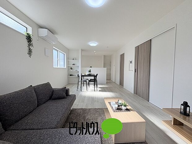 リビングダイニング