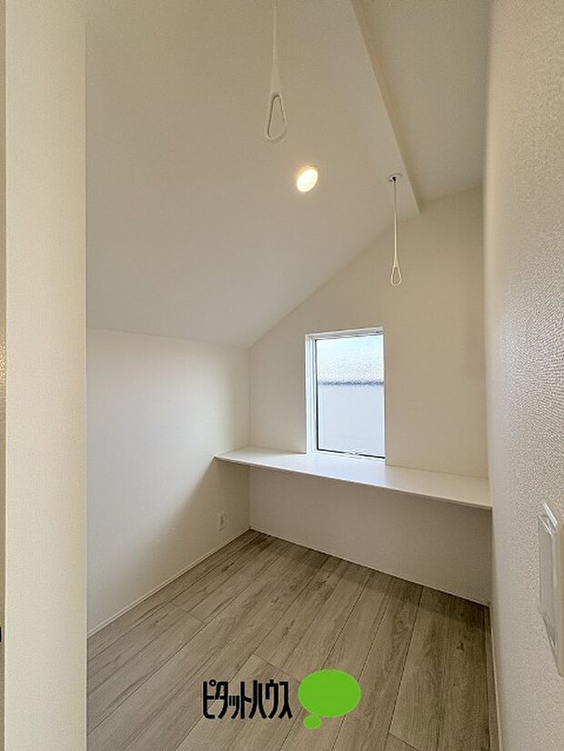 カウンタースペース