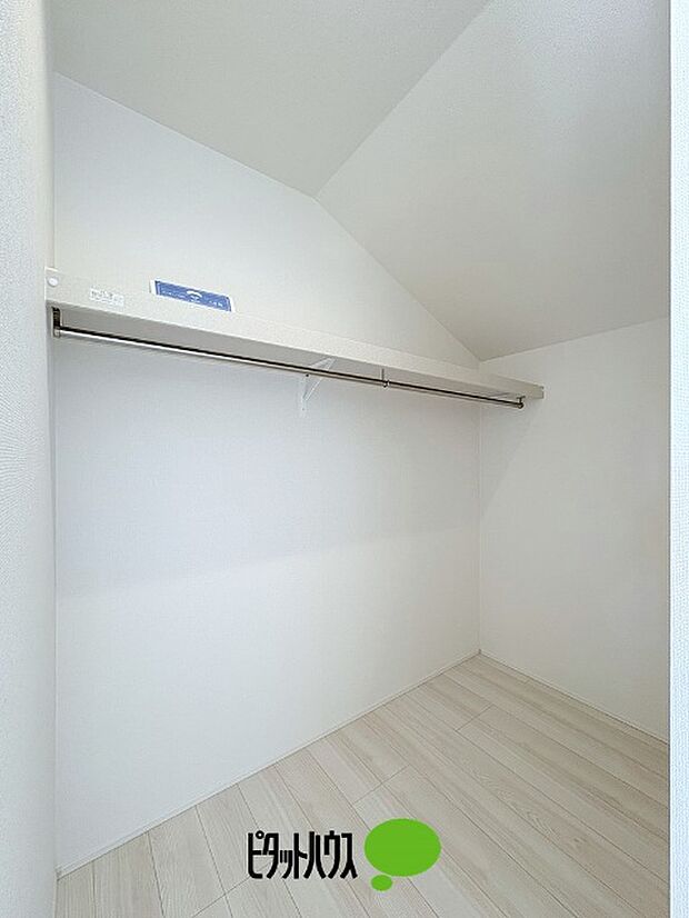 廊下ウォークインクローゼット