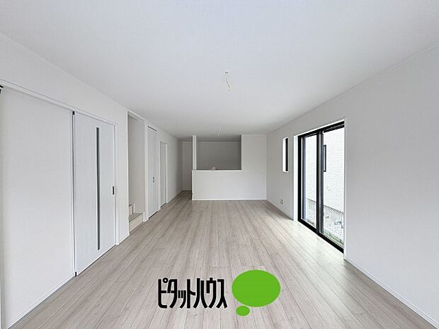 リビングダイニング