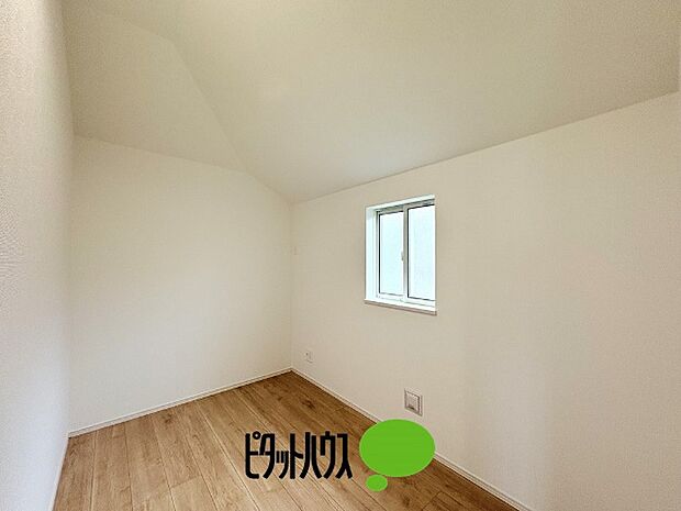 フリールーム3帖