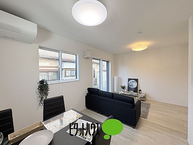 リビングダイニング