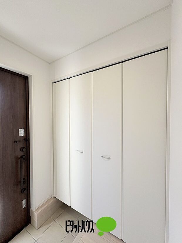 シューズボックス