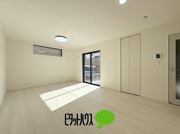 リビングダイニング