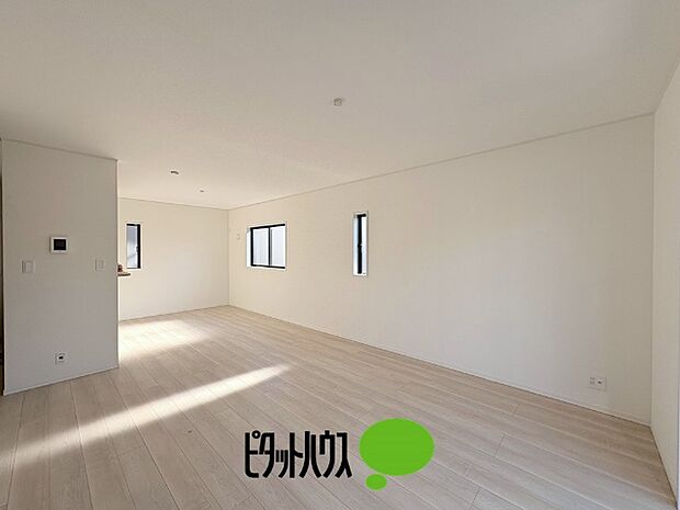 リビングダイニング