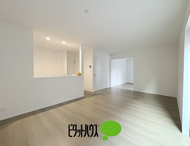 リビングダイニング