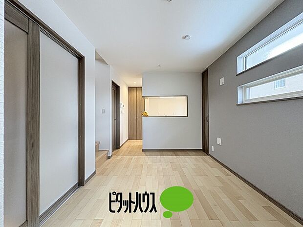 リビングダイニング