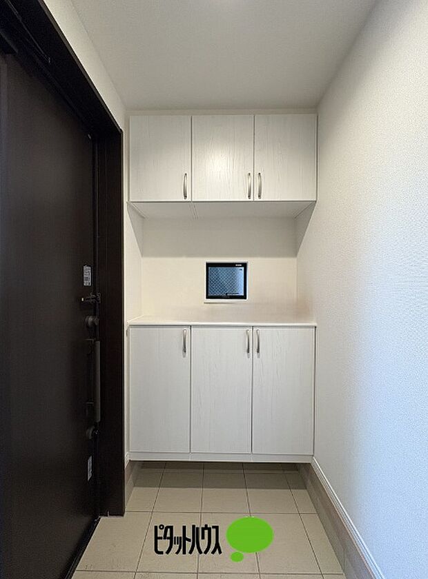 シューズボックス