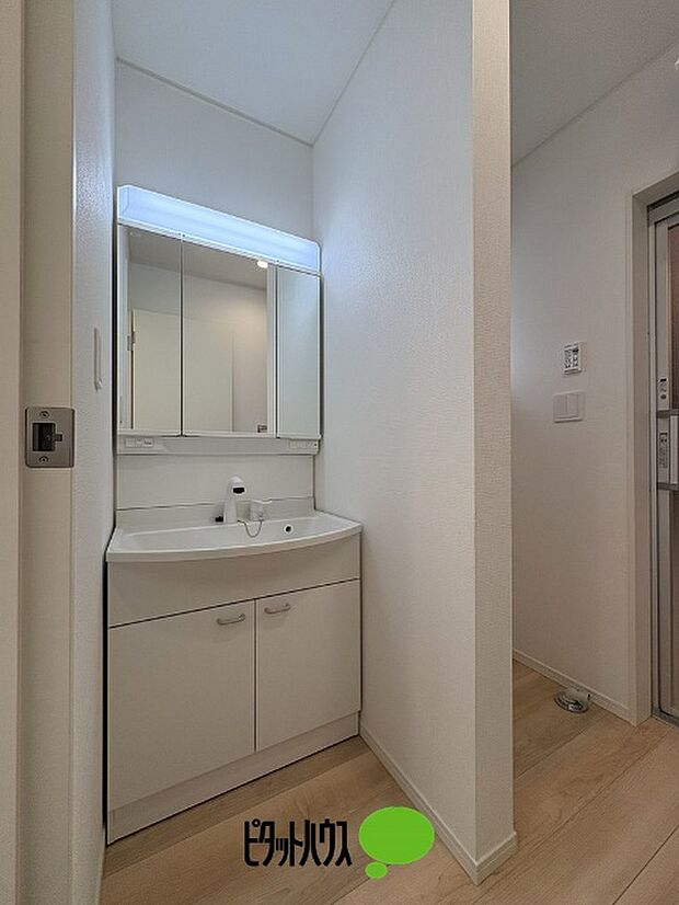 洗面化粧台&洗濯機置場