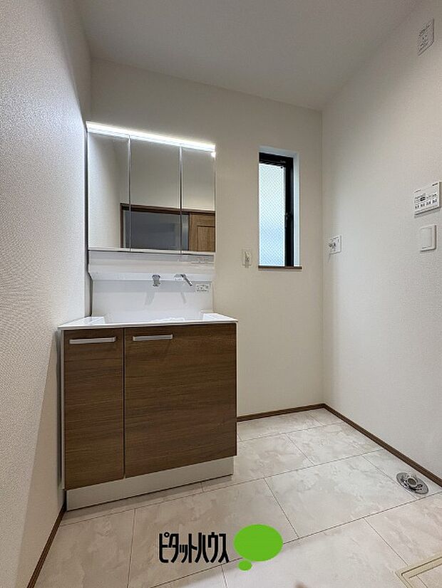 洗面化粧台&洗濯機置場