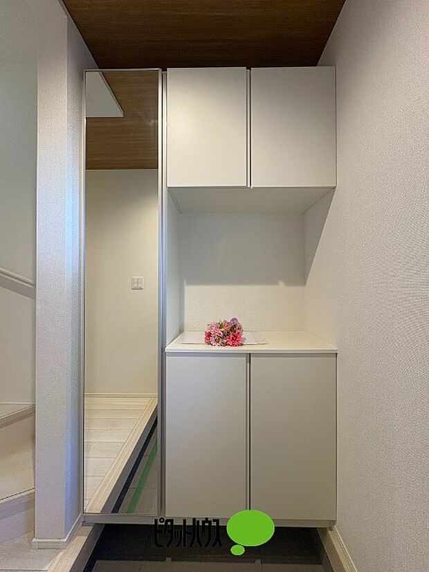 シューズボックス