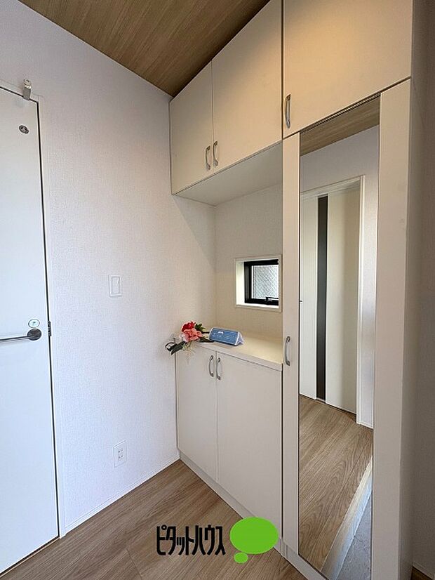 シューズボックス