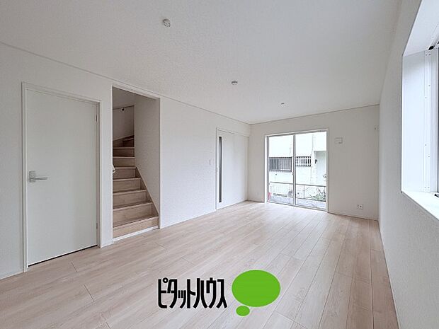 リビングダイニング