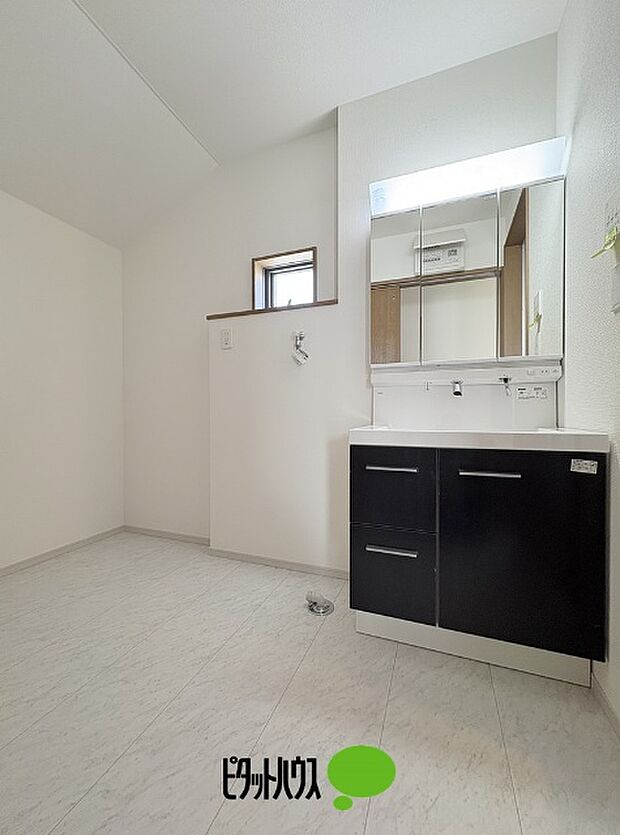 洗面化粧台&洗濯機置場