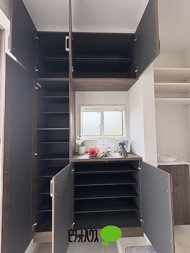 シューズボックス