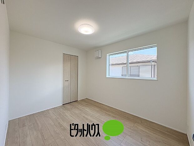 洋室5.6帖