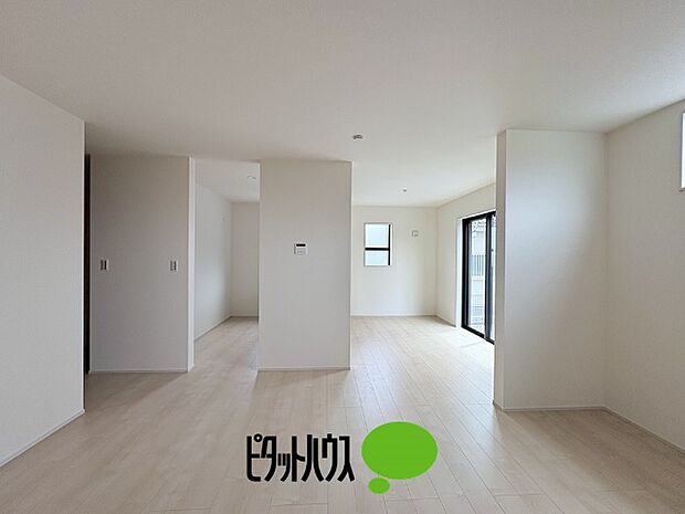 リビングダイニング