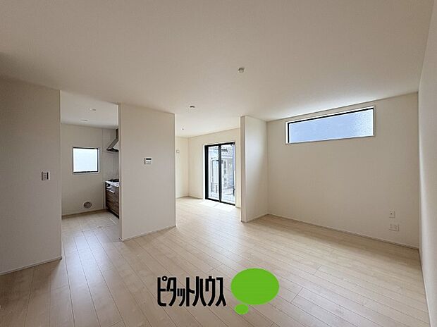 リビングダイニング