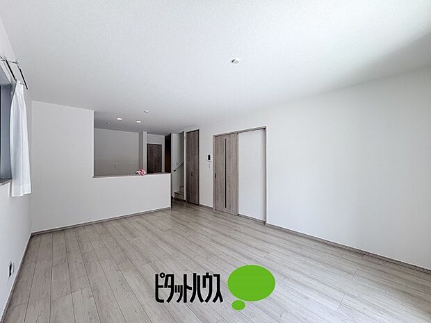 リビングダイニング