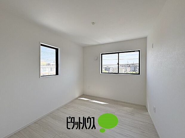 洋室5.7帖