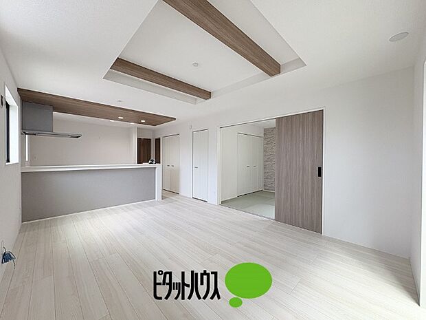 リビングダイニング