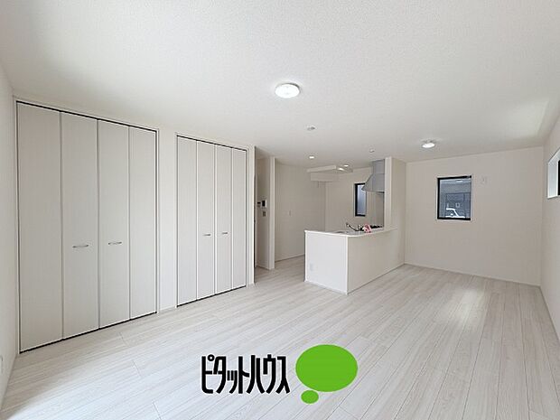 リビングダイニング